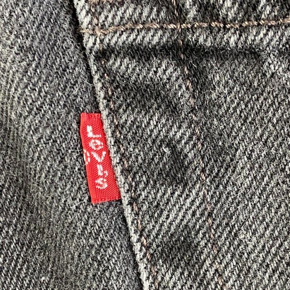 LEVI'S Black Denim Short - Picture 8 of 9